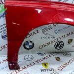 Volvo s40 sağ ön çamurluk orijinal çıkma parça