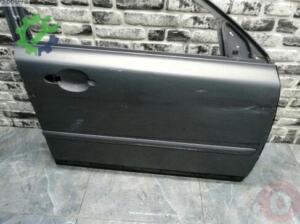 Volvo s40 sağ ön kapı çıkma yedek parça