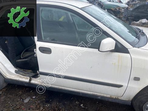 Volvo S40 Sağ Ön Kapı çıkma parça