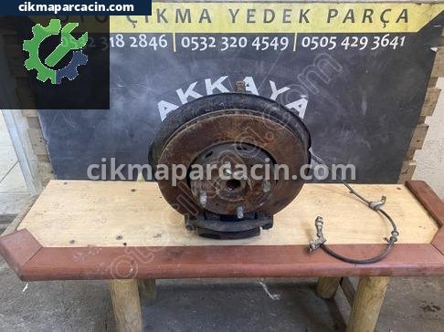 Volvo S40 Sağ Ön Taşıyıcı çıkma parça