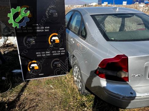 Volvo S40 Sol Arka Çamurluk çıkma parça