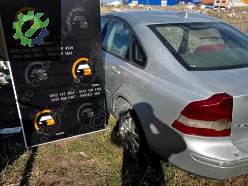 Volvo S40 Sol Arka Çamurluk çıkma parça