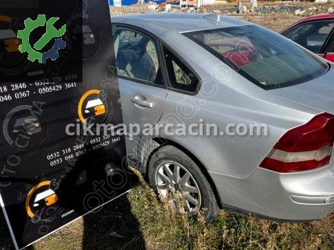 Volvo S40 Sol Arka Çamurluk çıkma parça