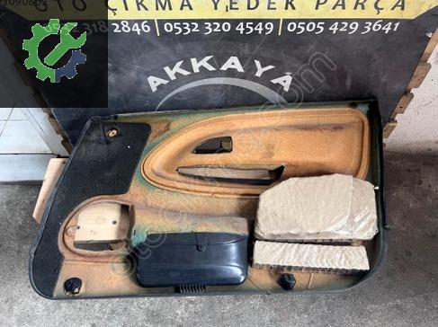 Volvo S40 Kapı Döşemesi çıkma parça