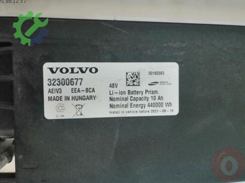 Volvo S60 Akü çıkma parça