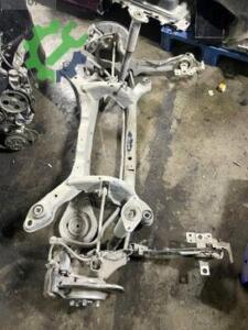 Volvo S60 Arka Dingil Çıkma