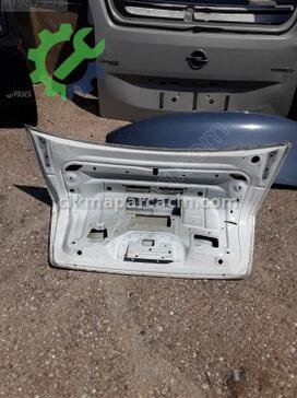 Volvo S60 Bagaj çıkma parça