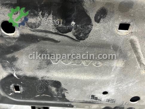 Volvo S60 Travers çıkma parça