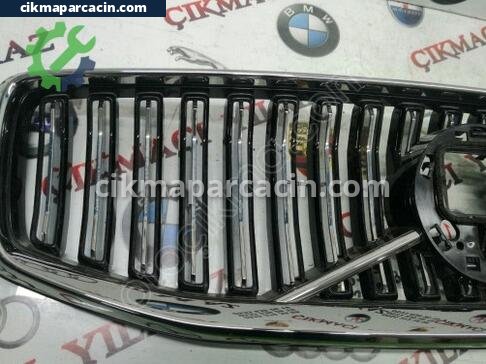Volvo S60 Ön Panjur çıkma parça