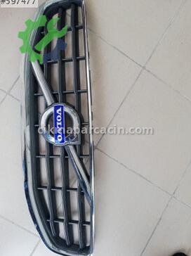 Volvo S60 Ön Panjur çıkma parça