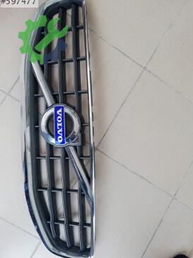 Volvo S60 Ön Panjur çıkma parça