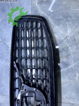 Volvo S60 Ön Panjur 32291441 çıkma parça