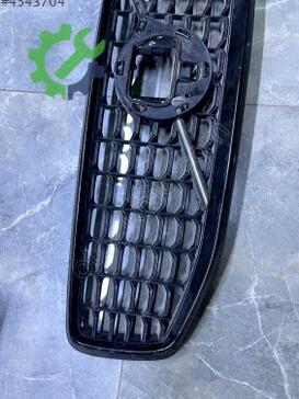 Volvo S60 Ön Panjur 32291441 çıkma parça