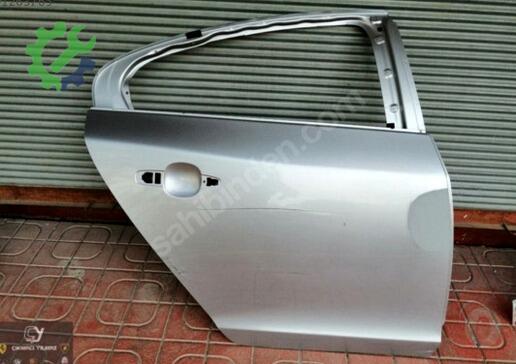 Volvo S60 Sağ Arka Kapı çıkma parça
