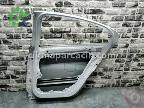 Volvo S60 Sağ Arka Kapı çıkma parça