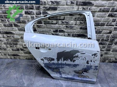 Volvo S60 Sağ Arka Kapı çıkma parça