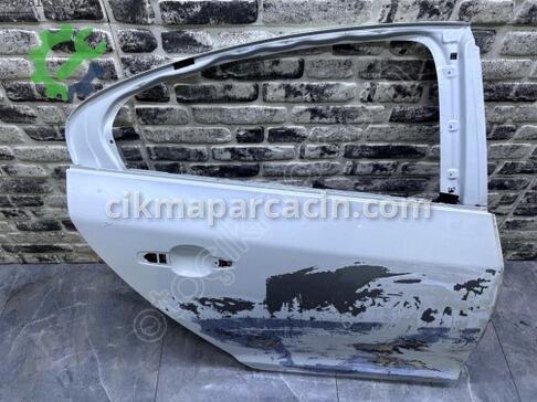 Volvo S60 Sağ Arka Kapı çıkma parça
