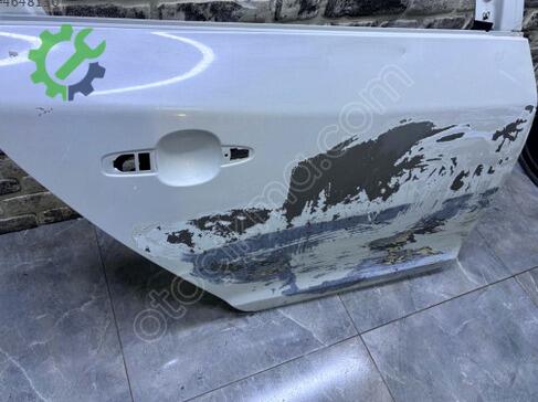 Volvo S60 Sağ Arka Kapı çıkma parça
