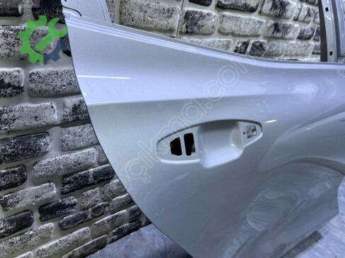Volvo S60 Sağ Arka Kapı çıkma parça