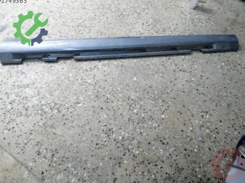 Volvo S60 Sağ Marşpiyel Sacı çıkma parça