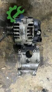 Volvo S60 Orijinal Çıkma Şarj Dinamosu (2. Adet)