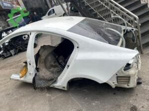 Volvo S60 Orijinal Çıkma Sol Arka Çamurluk