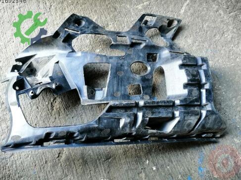 Volvo S60 Sol Ön Far 31323840 çıkma parça