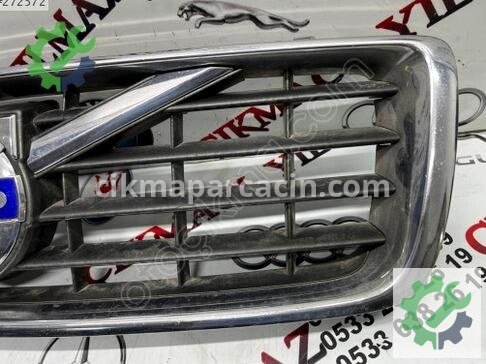 Volvo S80 Ön Panjur çıkma parça