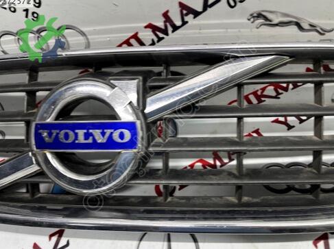 Volvo S80 Ön Panjur çıkma parça