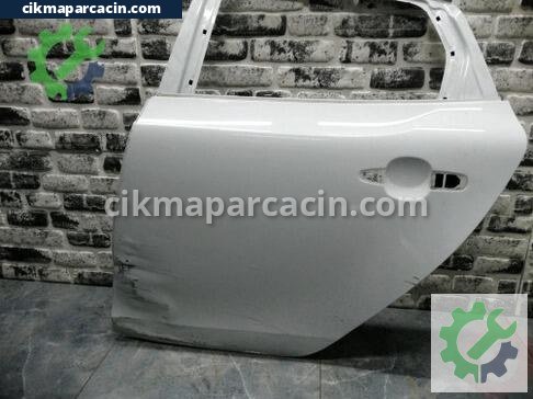 Volvo V40 Sol Arka Kapı çıkma parça