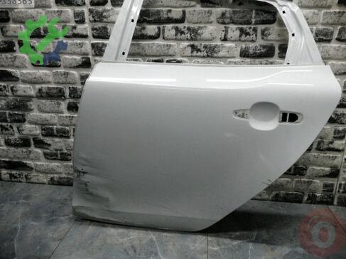 Volvo V40 Sol Arka Kapı çıkma parça
