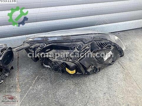 Volvo V40 Sağ Ön Far çıkma parça