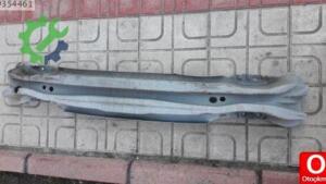 Volvo v40 çıkma arka tampon demiri