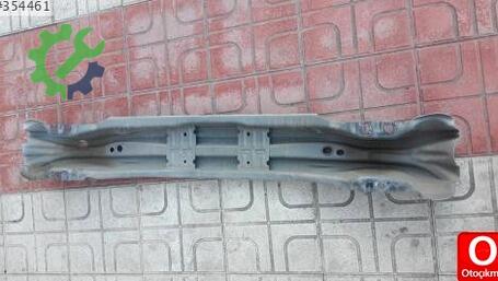 Volvo V40 Arka Tampon Demiri çıkma parça
