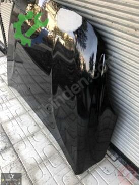 Volvo V40 Kaput çıkma parça