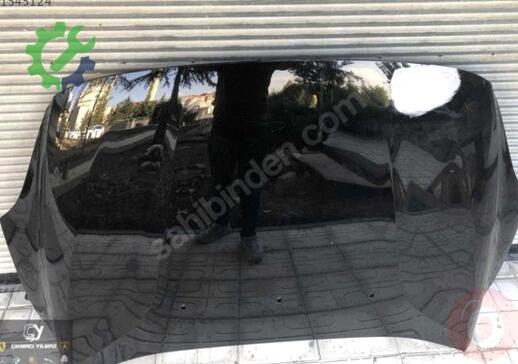 Volvo V40 Kaput çıkma parça