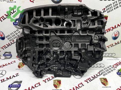 Volvo V40 Motor Kapağı 31492018 çıkma parça