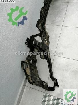 Volvo V40 Ön Panel çıkma parça