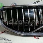 Volvo v40 ön panjur çıkma yedek parça