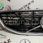 Volvo v40 ön panjur r dizayn çıkma yedek parça