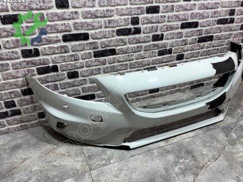 Volvo V40 Ön Tampon çıkma parça
