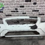 Volvo v40 R desing ön tampon orijinal çıkma ön tampon