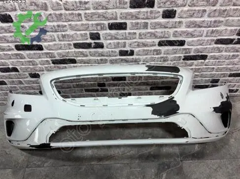 Volvo V40 Ön Tampon çıkma parça