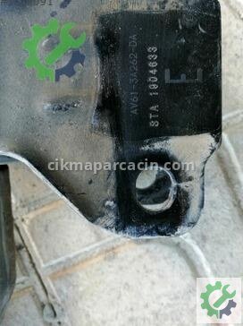 Volvo V40 Salıncak (Alt Tabla) çıkma parça