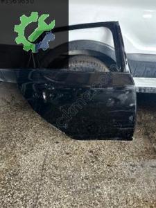 Volvo V40 sağ arka kapı