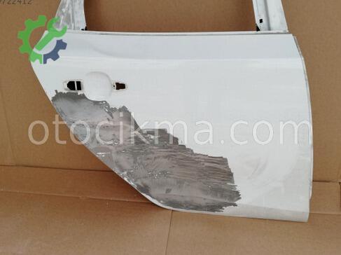 Volvo V40 Sağ Arka Kapı çıkma parça