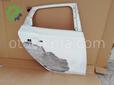 Volvo V40 Sağ Arka Kapı çıkma parça
