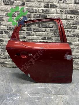 Volvo V40 Sağ Arka Kapı çıkma parça
