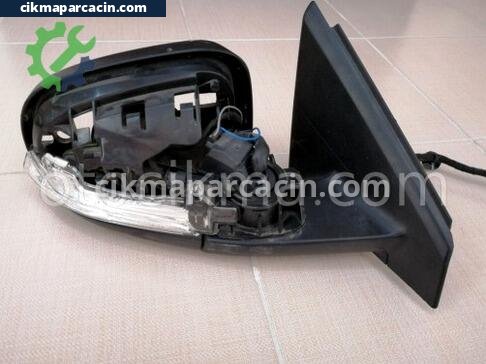 Volvo V40 Sağ Dış Ayna çıkma parça