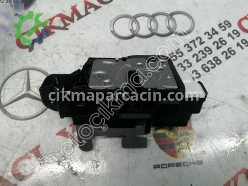 Volvo V40 Sol Arka Kapı Kilidi 31440395 çıkma parça
